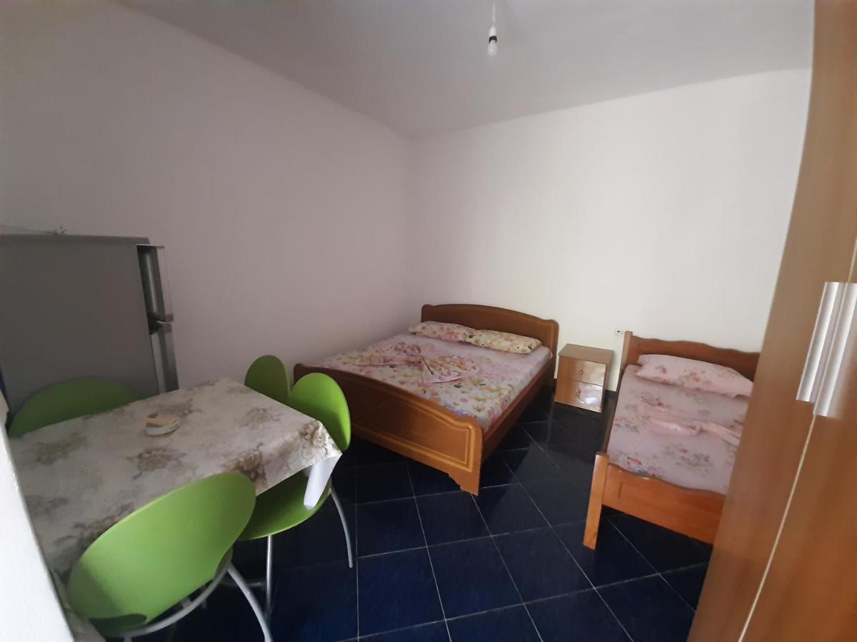 Hillside Apartments Borsh Εξωτερικό φωτογραφία