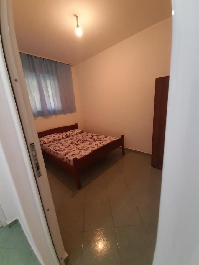 Hillside Apartments Borsh Εξωτερικό φωτογραφία