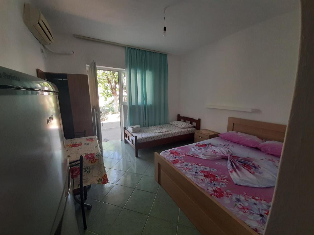 Hillside Apartments Borsh Εξωτερικό φωτογραφία